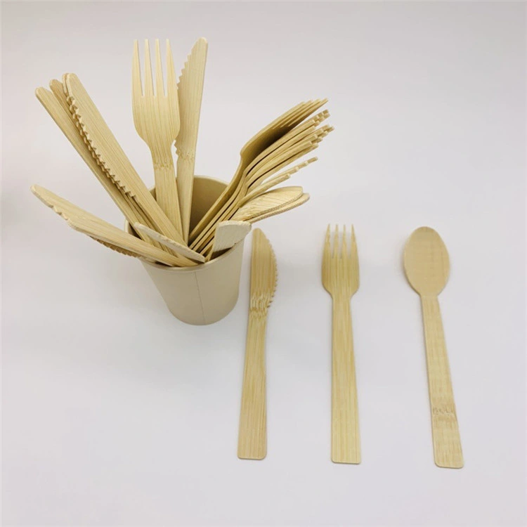 Disposable Bagasse Round Plates with 6" Bamboo Fork